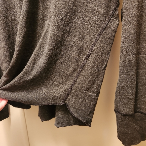 3 for $15 / Grey Hooded Long-Sleeve - Picture 4 of 9